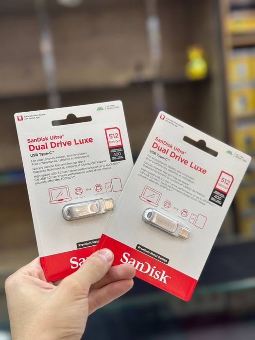 Универсальная флешка Sandisk