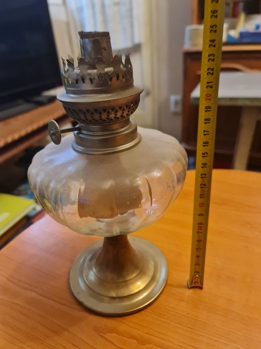 Lampa cu gaz cu picior