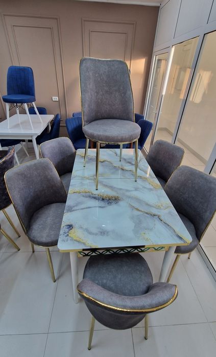 Стол стулья для кухни