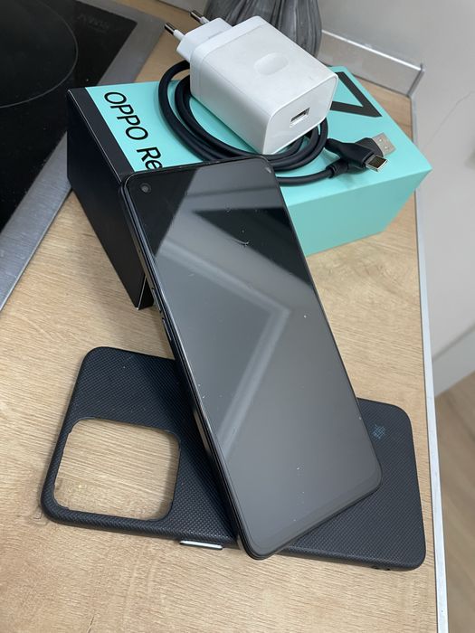 Продам Oppo Reno 7