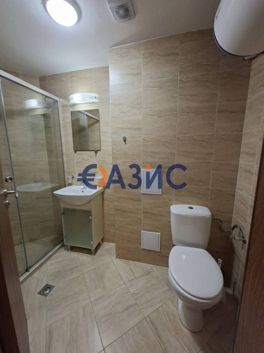 Продава се Двустаен апартамент в к.к. Слънчев бряг - 65 кв.м за 616 €/кв.м - Снимка #5