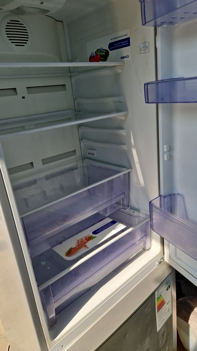 Продам холодильник Бека