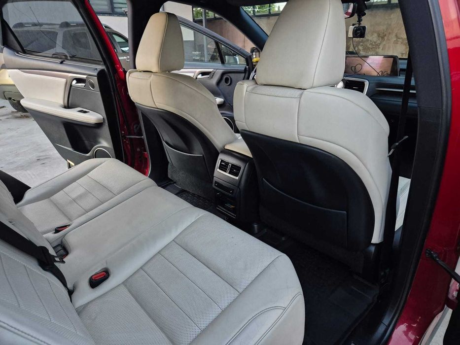 Vand Lexus RX450h SPORT, intretinut