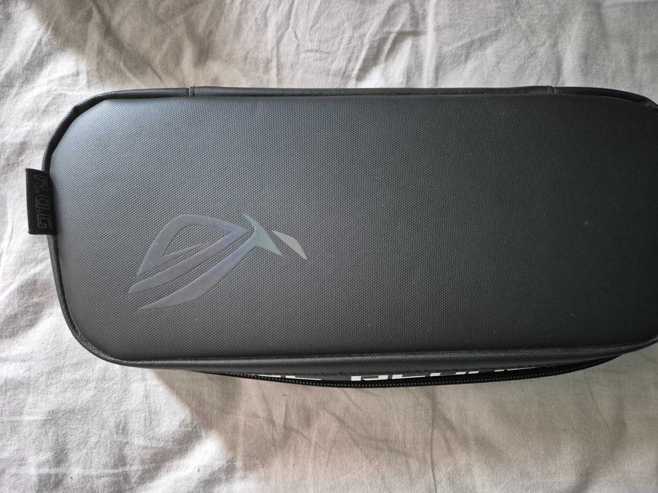 Asus ROG Ally Z1 Extreme - преносима гейм конзола с Windows 11