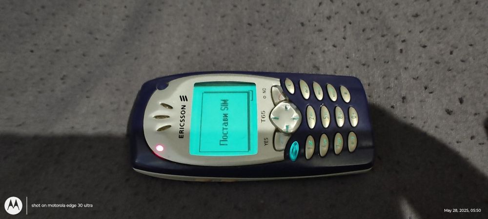 Ericsson T65 телефон