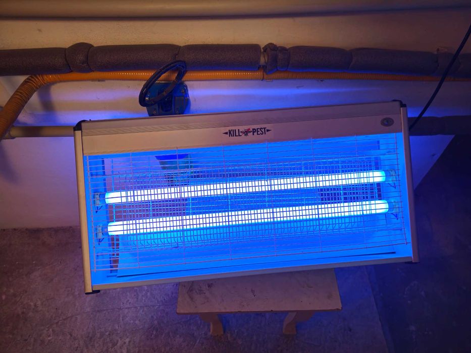 Ночник, отпугиватель насекомых
