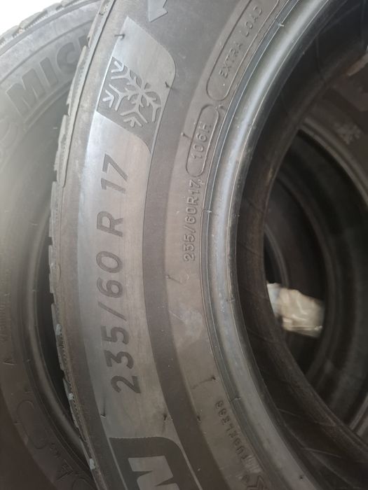 235 60 17 Michelin  дот 5119 4броя цената е за 1бр