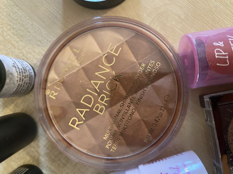 Produse cosmetice machiaj