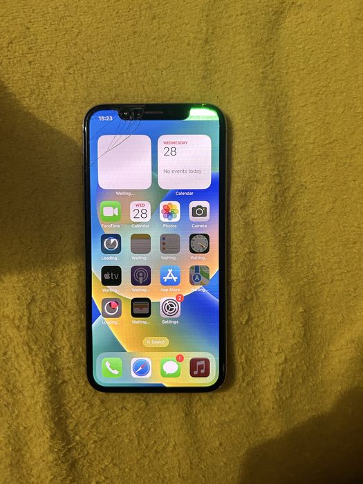 Iphone x cu icloud dar pot oferi parola