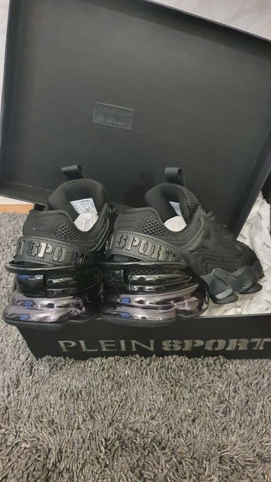 Маратонки PLEIN SPORT 39