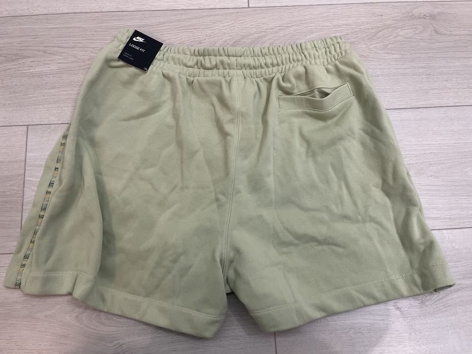 Дамски спортни къси панталони Nike Sportswear Erastus Day