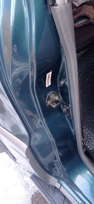 Продам машину метцубиси поджеро