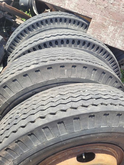 anvelope si roti pentru remorci 8.25, 9.00, 10.00, 11.00, 12.00r20