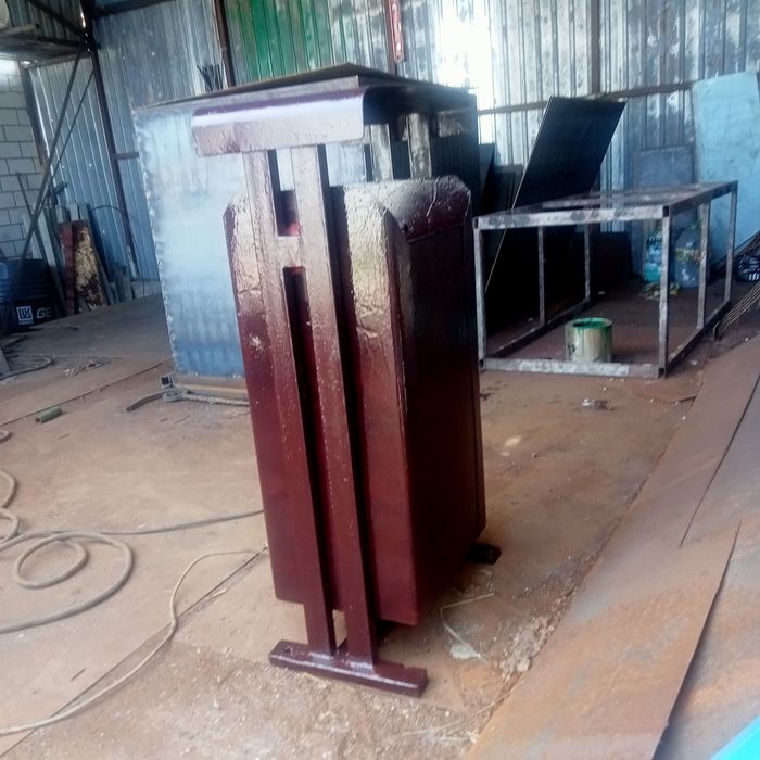 Урна для мусора обьемная