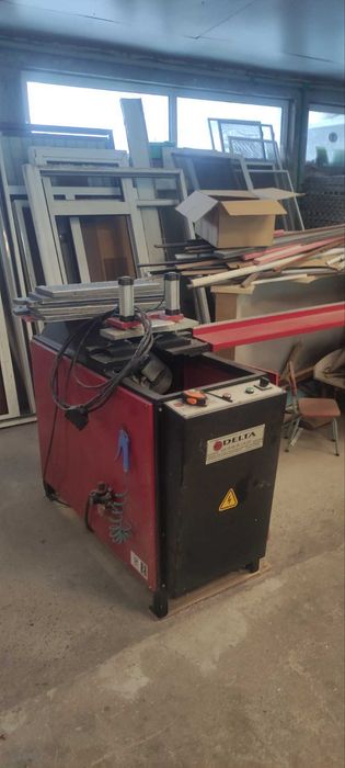 Машини за изработка на PVC Дограма MURAT