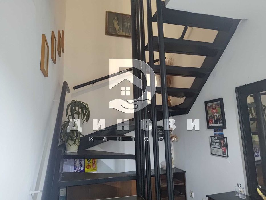 Продава се Четиристаен апартамент в Стара Загора, Център - 91 кв.м за 1208 €/кв.м - Снимка #21