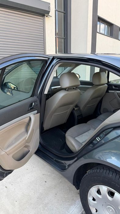 SKODA Octavia 2006