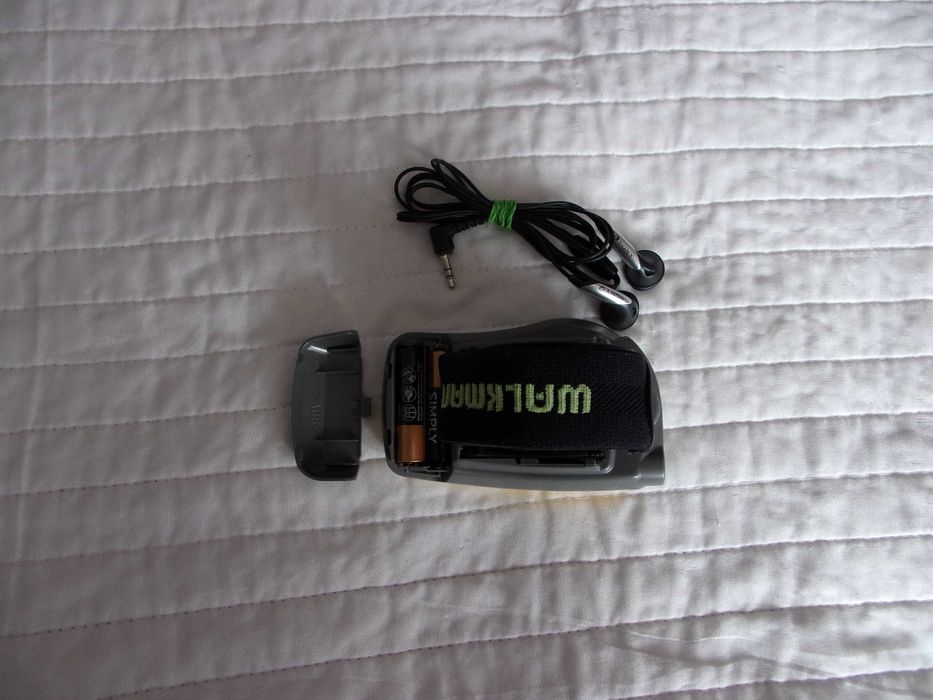 Radio Sony Walkman cu casti