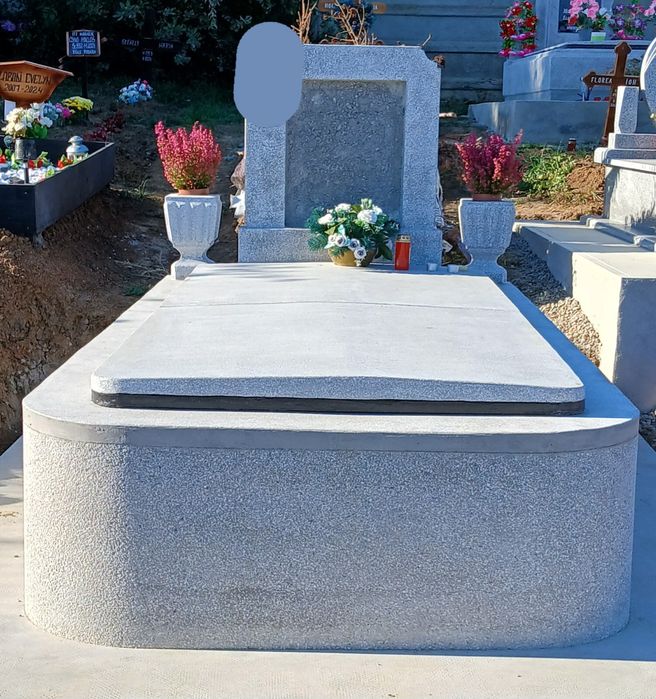 Monumente funerare/RAMSANYI