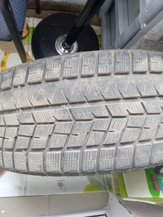 Продам шины зимние