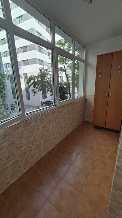Apartament 3 camere decomandat de închiriat – Auchan Titan | Centrală proprie | Parcare