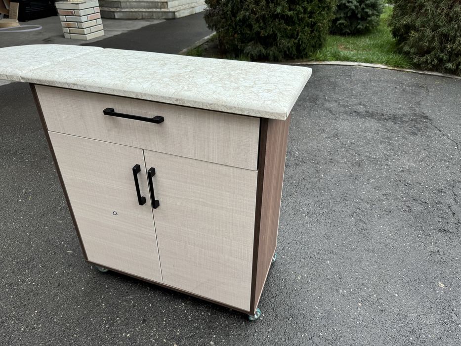 Dazmol stul tumbalik