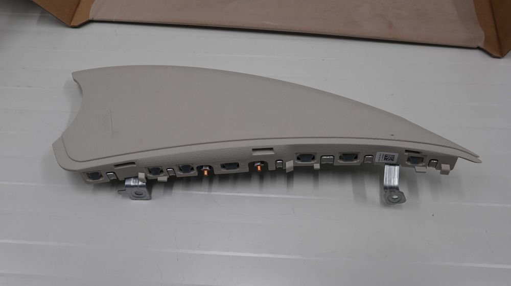 Еърбег шофьорска седалка Еърбег предна лява седалка БМВ Ф06 БМВ Ф13