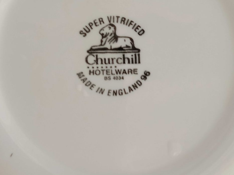 продается  посуда тарелки