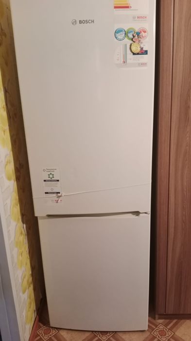 Продам холодильник на запчасти