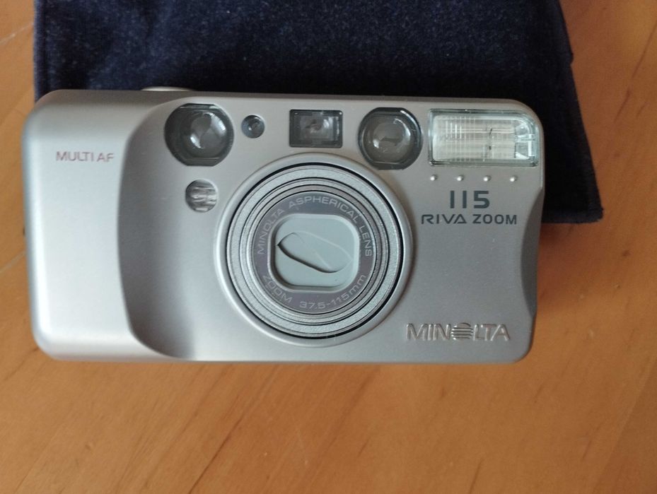 Фотокамера MINOLTA пленочная RIVA ZOOM 115