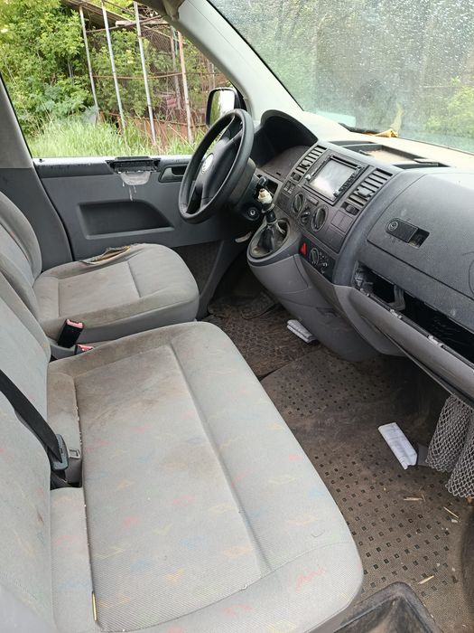 Vw Transporter T5 1.9TDI  9 PERSOANE