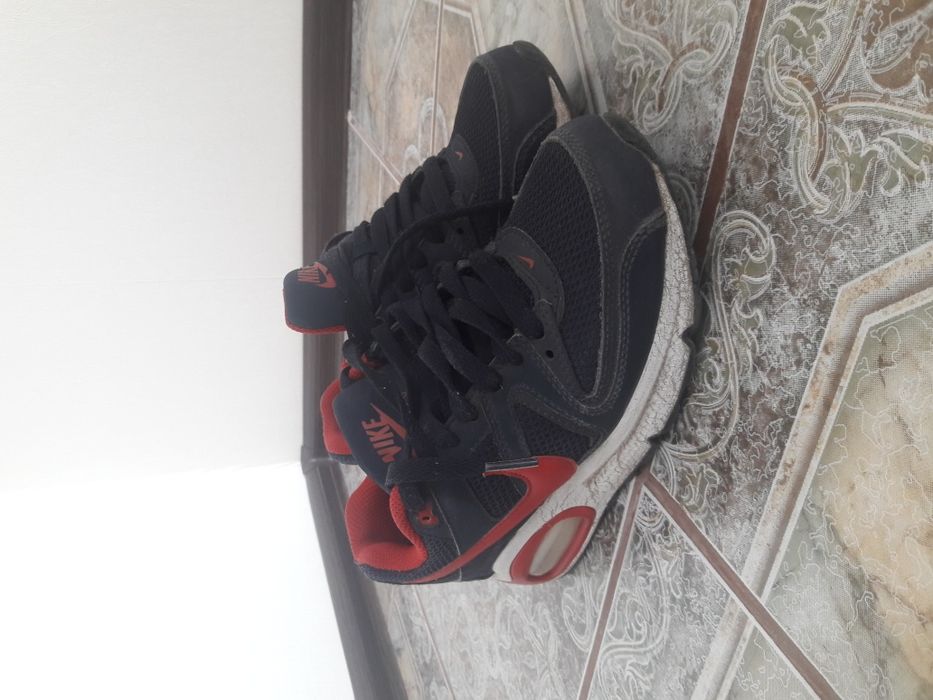 Кроссовки на мальчика. Р-р 35-36