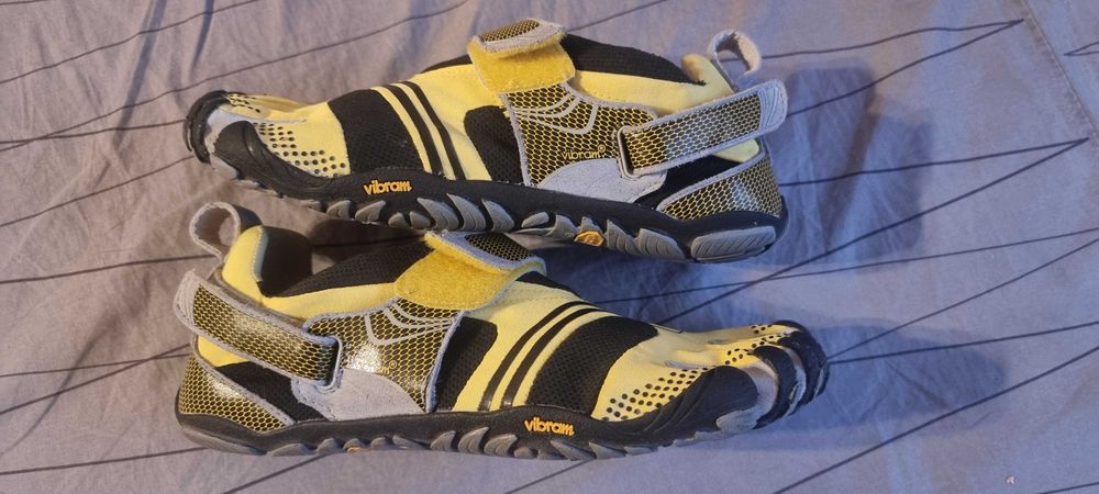 Vibram FIivefingers обувси с пръсти
