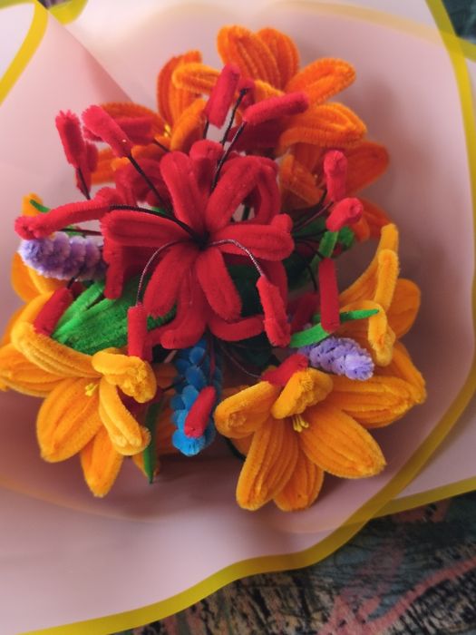 Buchet Floral din sarma plusata