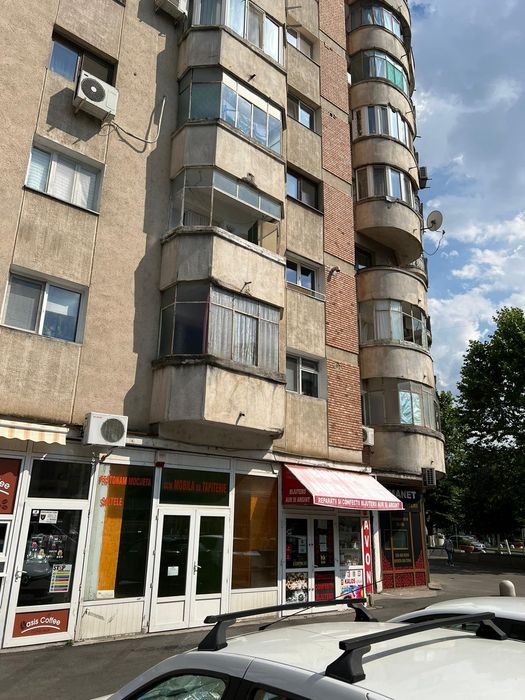 Bloc curat | Firma de curatenie serioasa | Scara bloc igenizata |