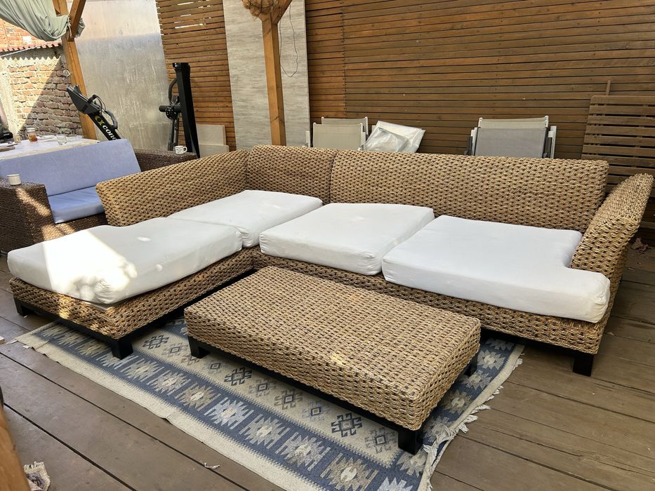 Canapea ratan terasa