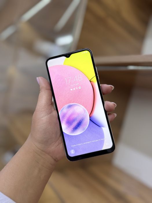 Samsung A03.