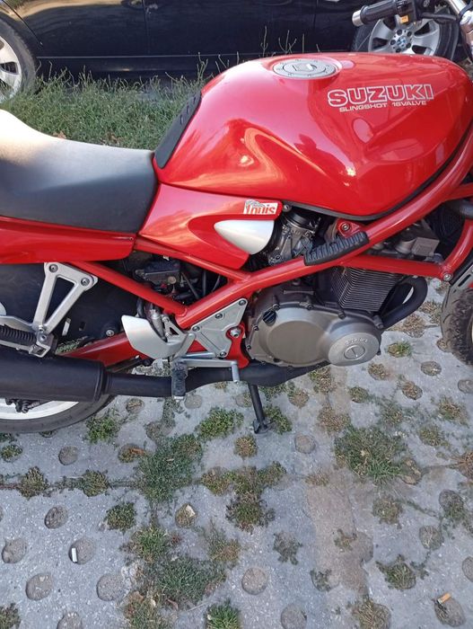 Продавам Suzuki Bandit 400S