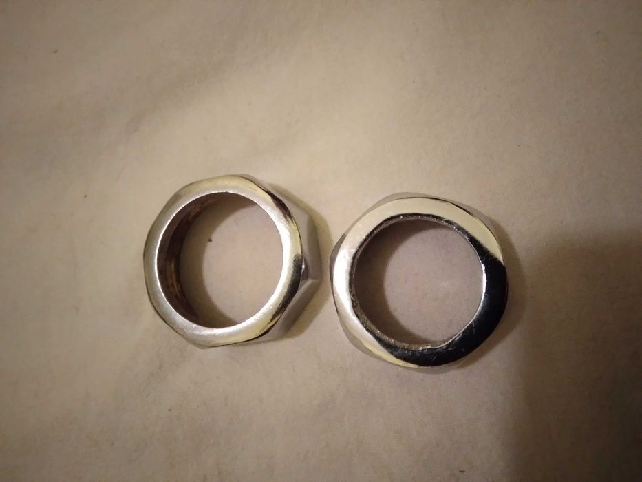 Месингова гайка 2 лв.