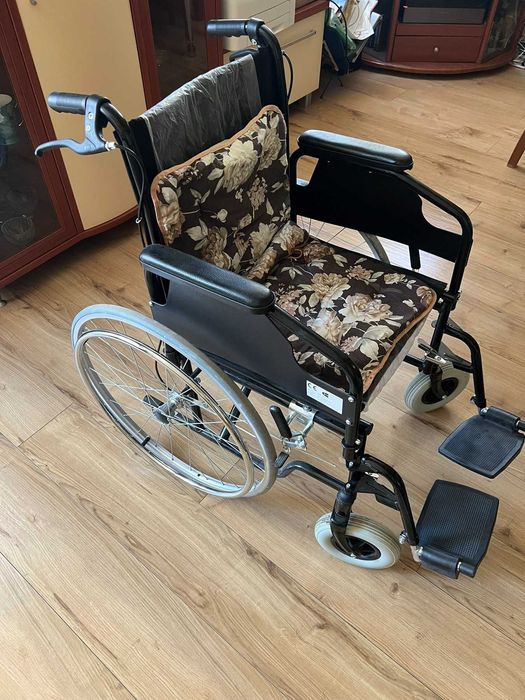 Рингова инвалидна количка ROLID 100 + бонус 2 патерици