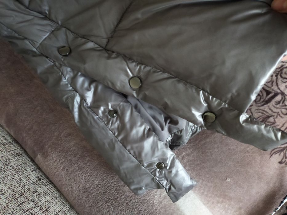 Женский пуховик .