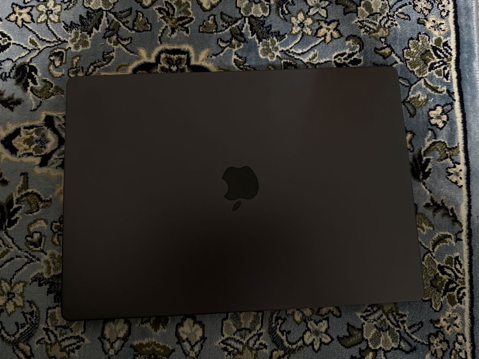 macbook pro m3 pro