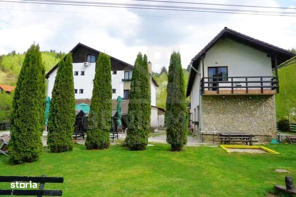 Pensiune Moieciu - 3000mp Teren - 12 Camere Plus Restaurant - Brasov