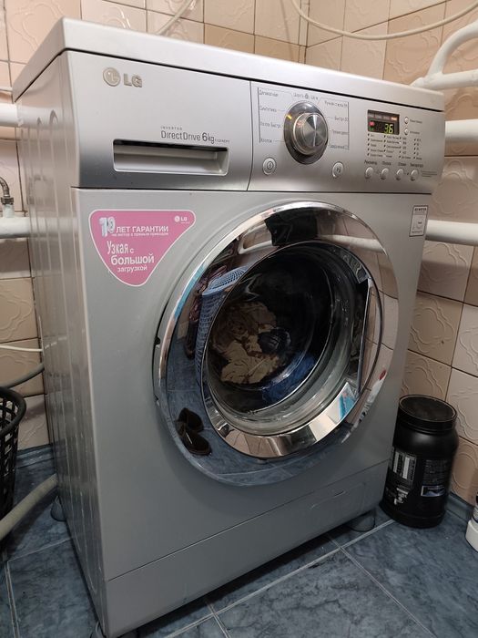 Продам стиральную машину LG