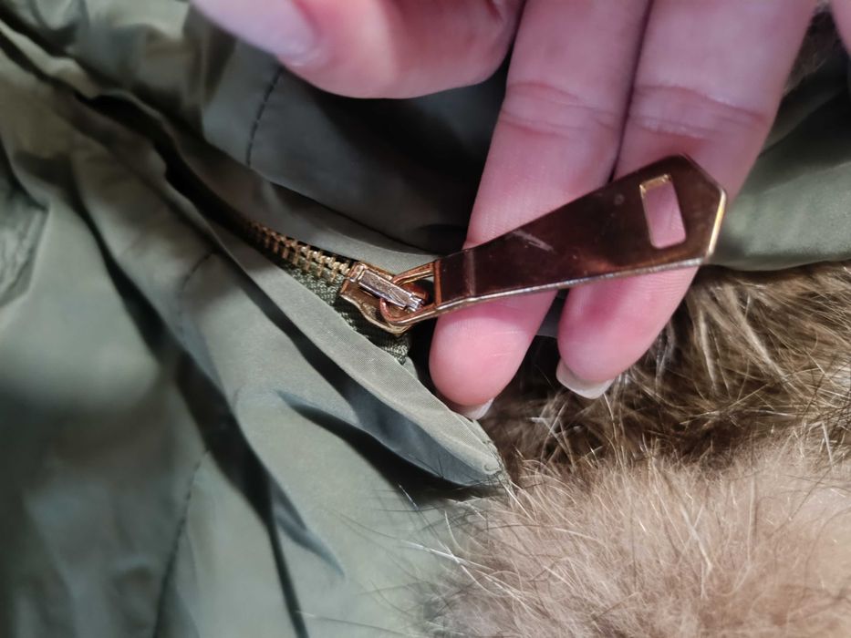 Дамско зимно яке Avin