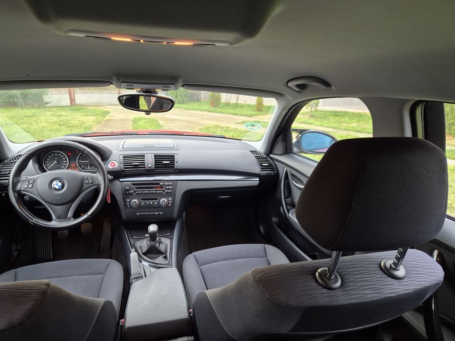 BMW Seria 1 E87 118D