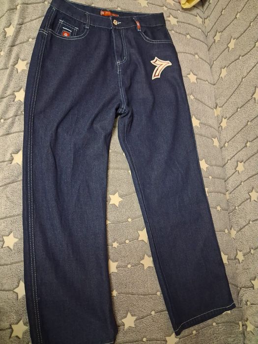 Продам  джинсы .