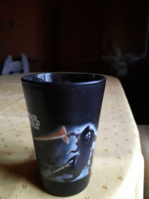 Чаша с логото на Междузвездни войни