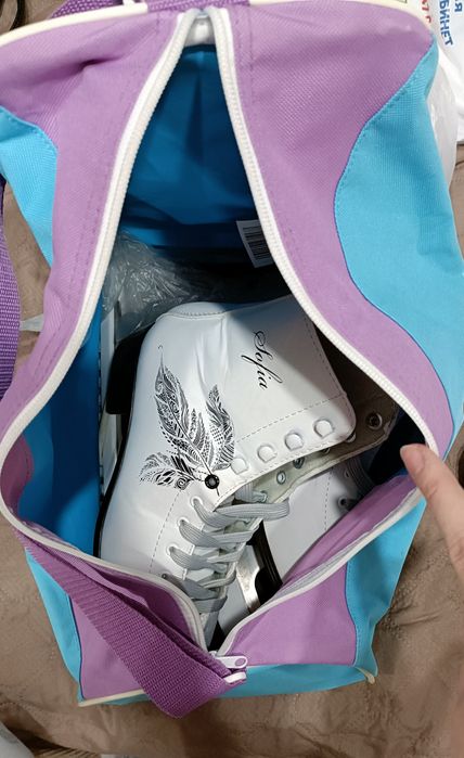 Продам коньки (размер 40)