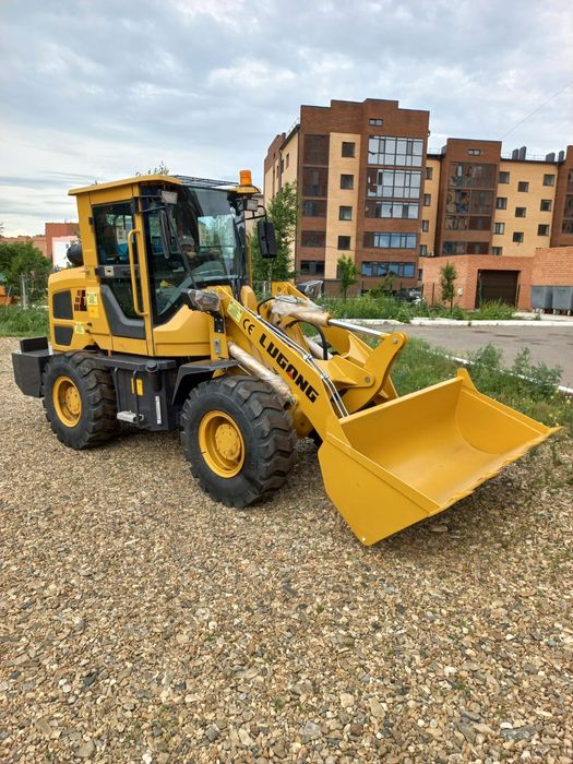 Уборка снега мини погрузчиком